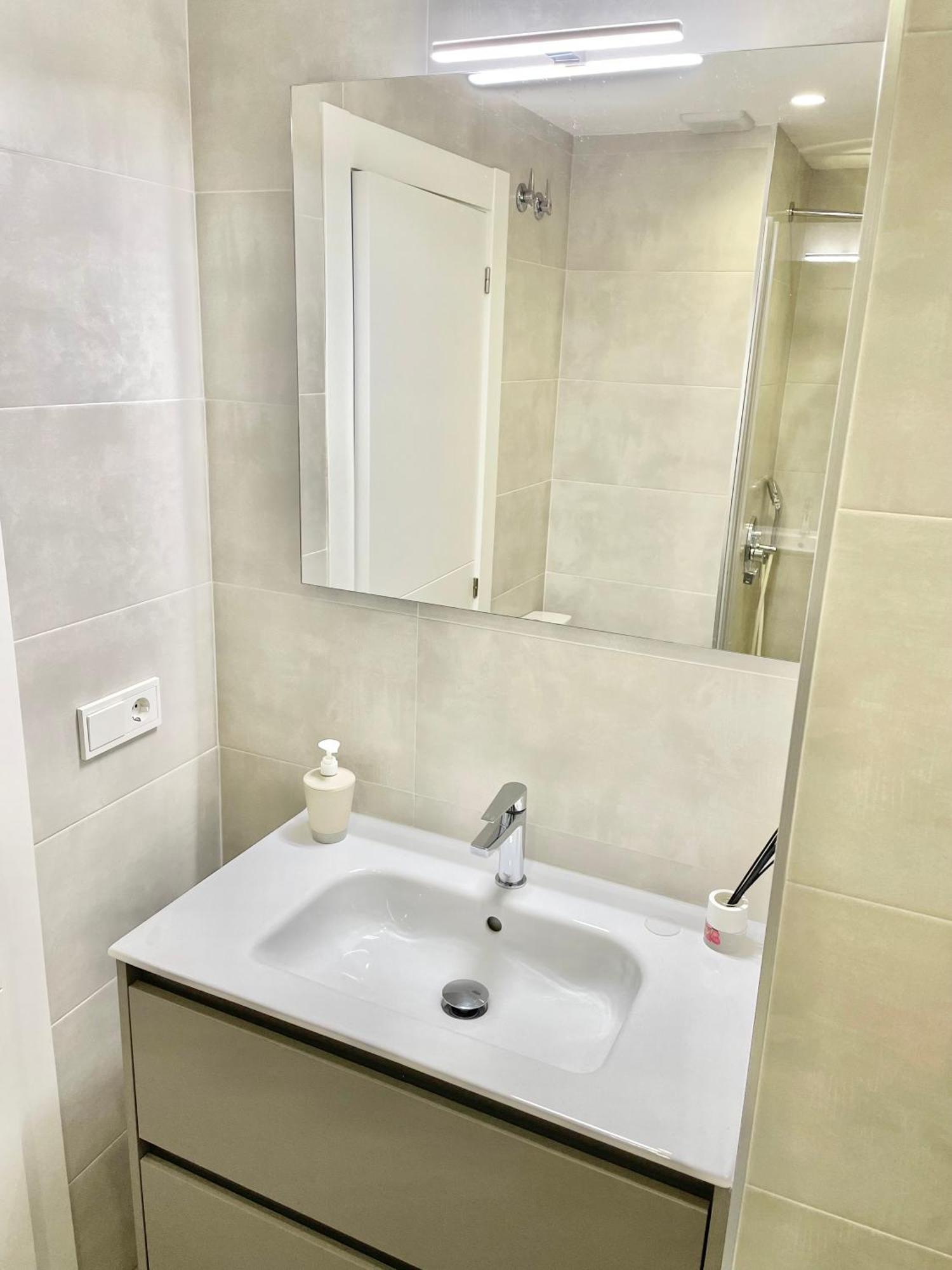 Apartamento San Lorenzo Playa. Vistas Al Mar. 希洪 外观 照片