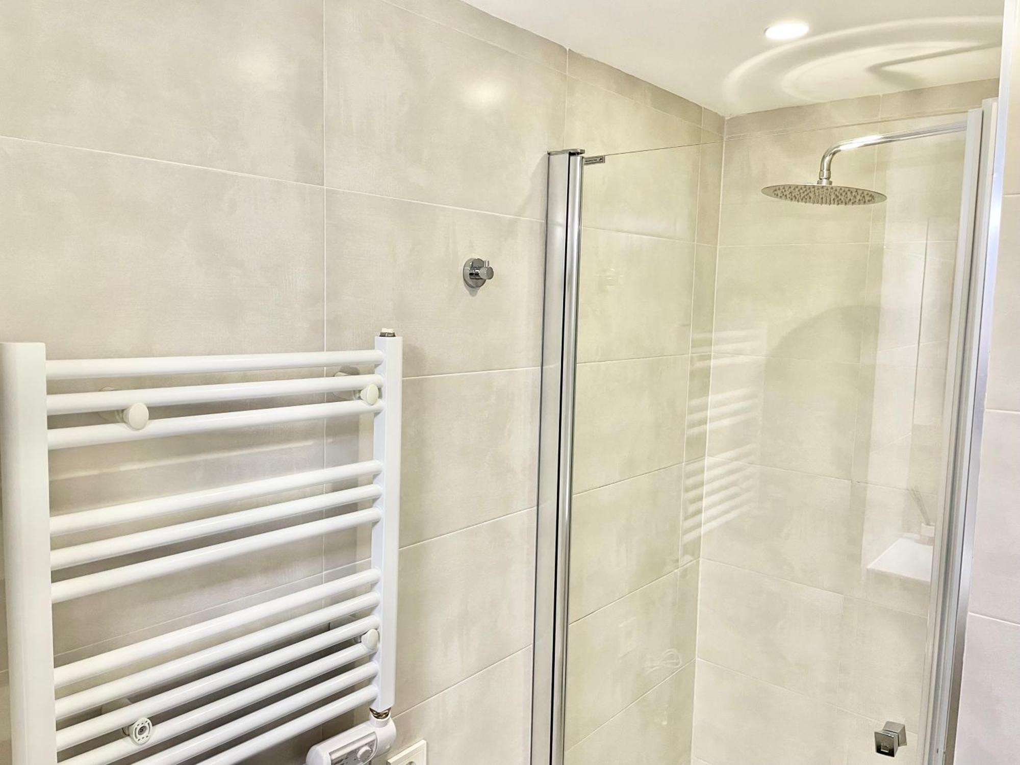 Apartamento San Lorenzo Playa. Vistas Al Mar. 希洪 外观 照片