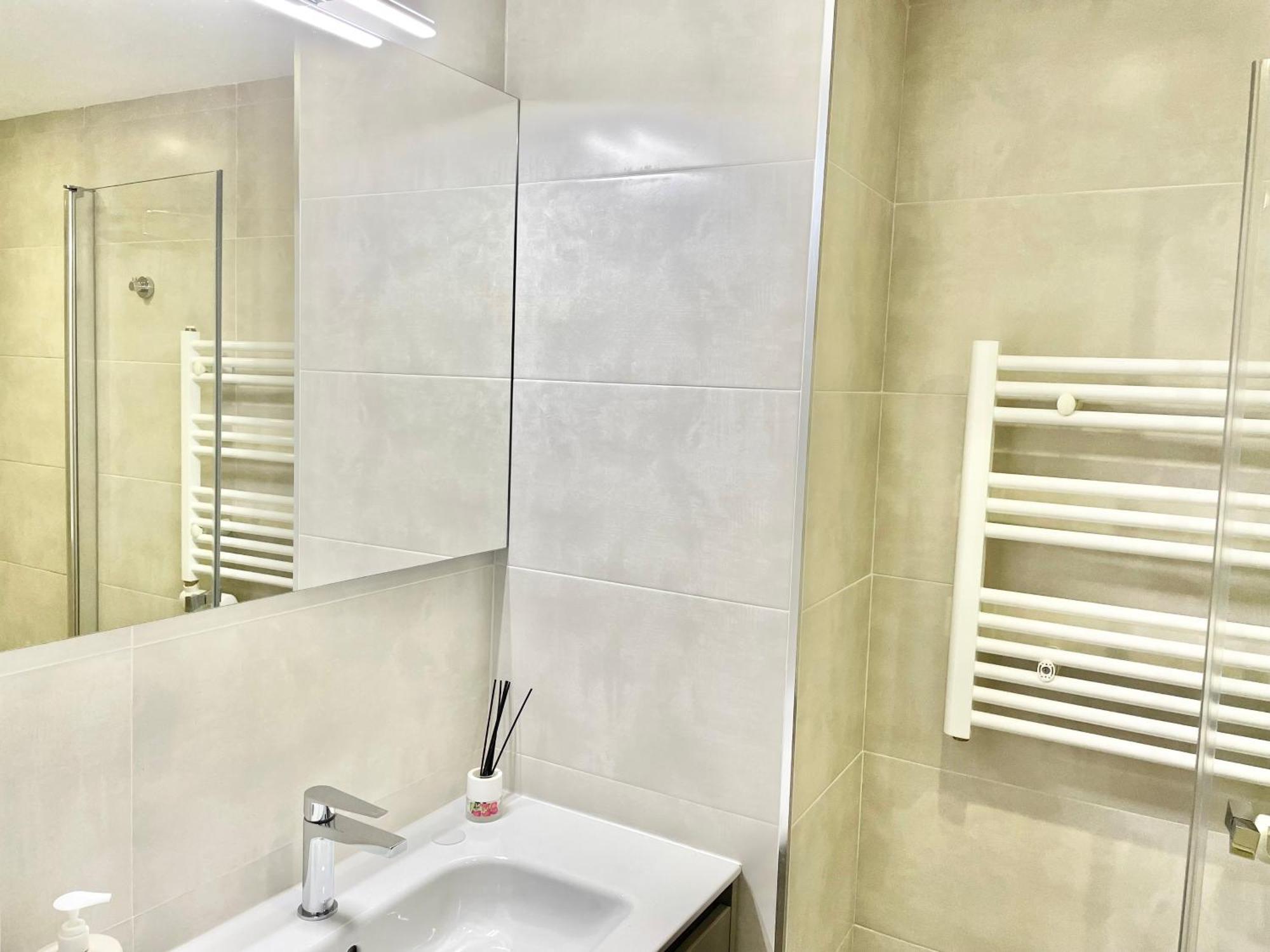 Apartamento San Lorenzo Playa. Vistas Al Mar. 希洪 外观 照片