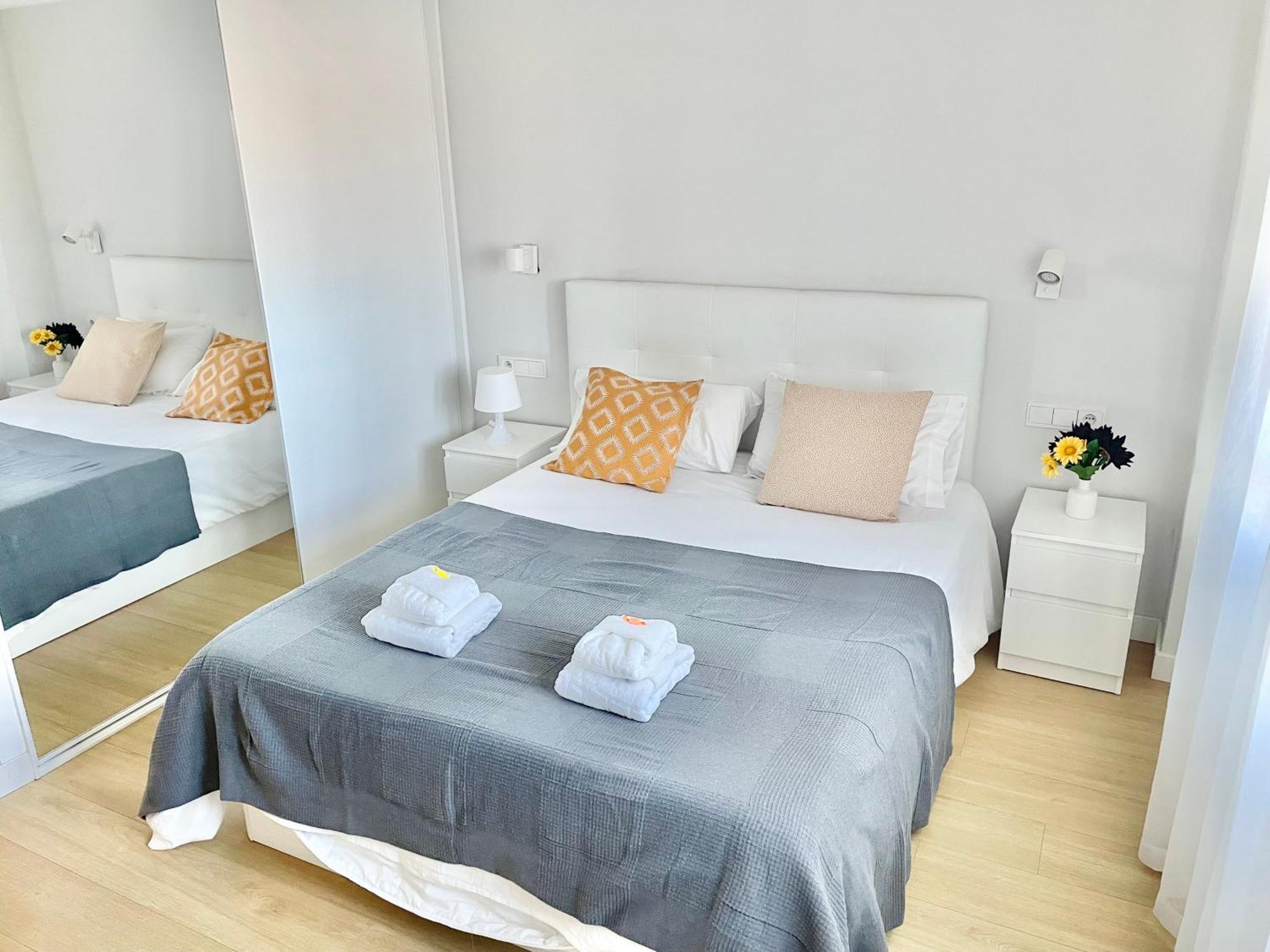 Apartamento San Lorenzo Playa. Vistas Al Mar. 希洪 外观 照片